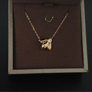 Chaumet 18K Gold Bee Charm Necklace with Sparkling Stone